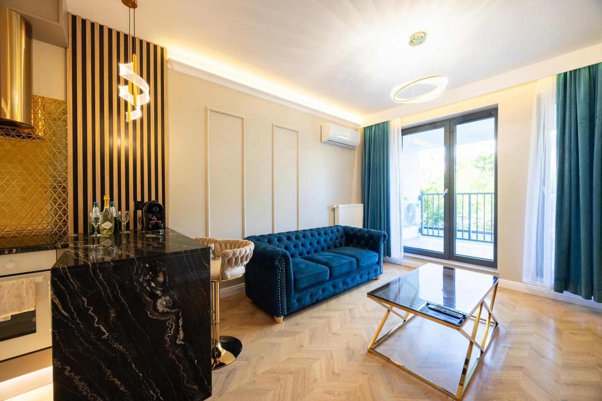 Golden Park Aparthotel ชเตชชิน ภายนอก รูปภาพ