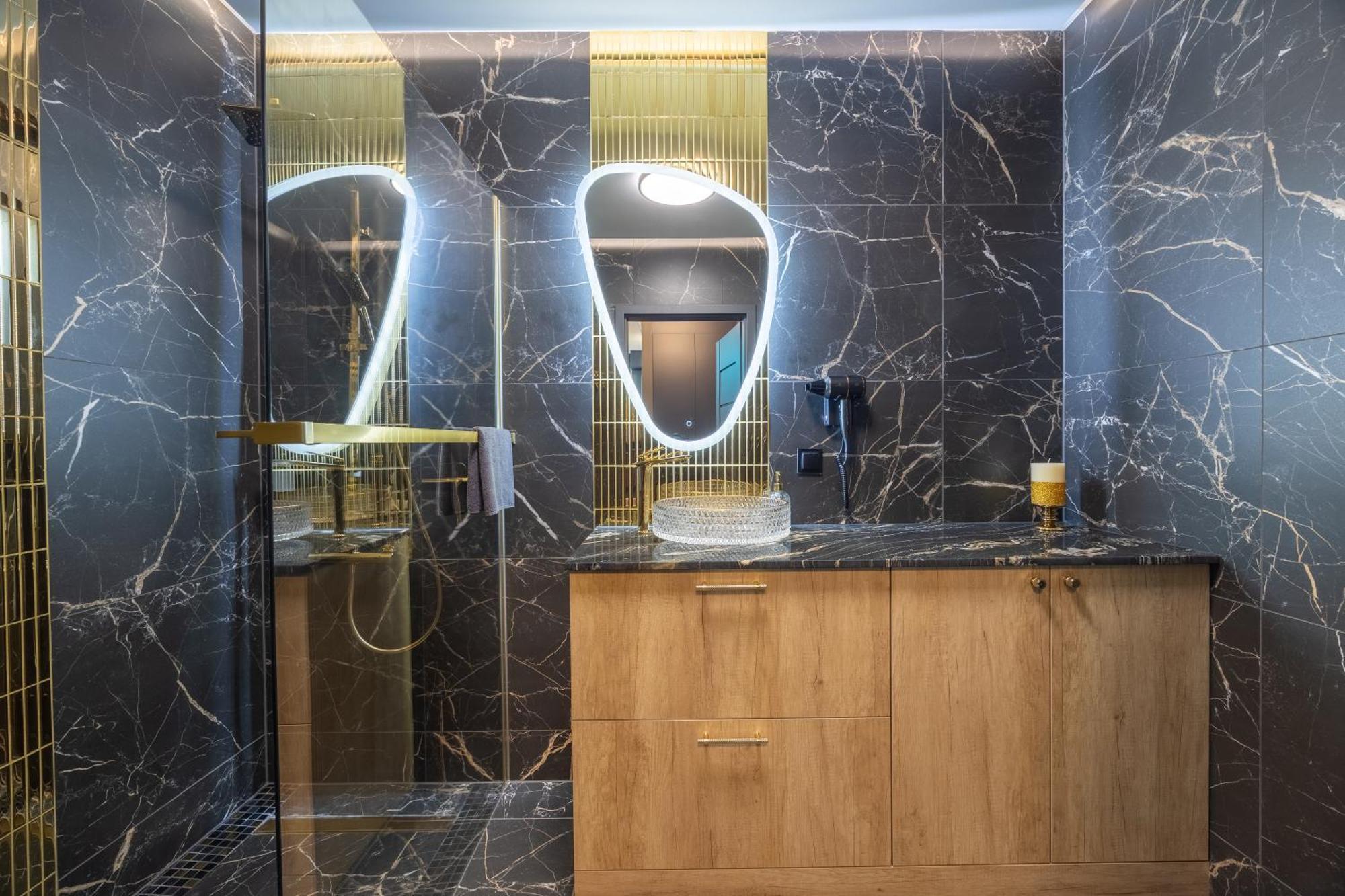 Golden Park Aparthotel ชเตชชิน ภายนอก รูปภาพ